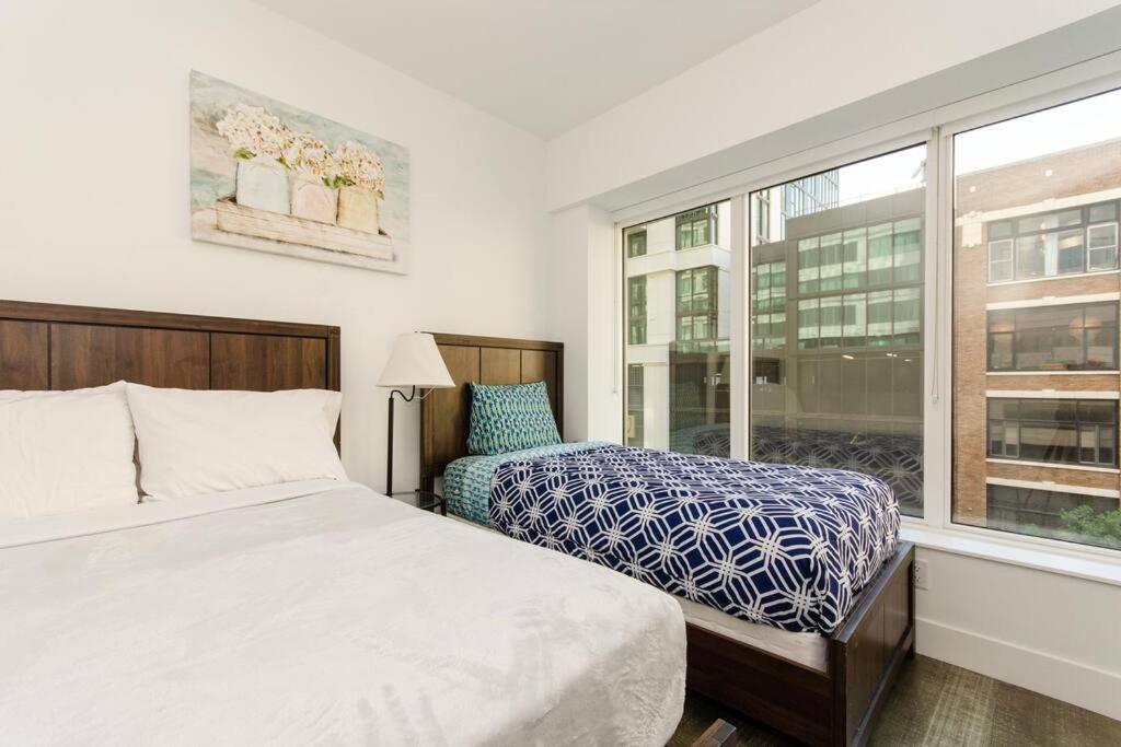 Skyline Views 3bed Apt La Live Convntion Centr 11110 Apartment *