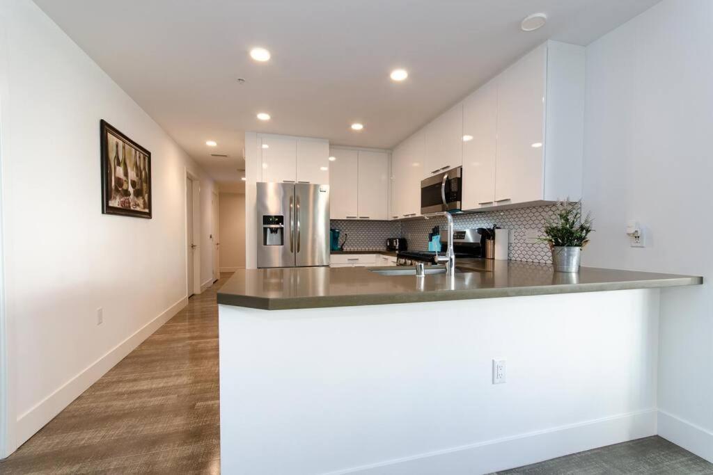 Skyline Views 3bed Apt La Live Convntion Centr 11110 Apartment Los Angeles