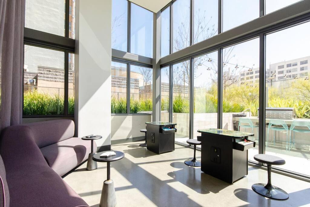 Apartment Skyline Views 3bed Apt La Live Convntion Centr 11110 *