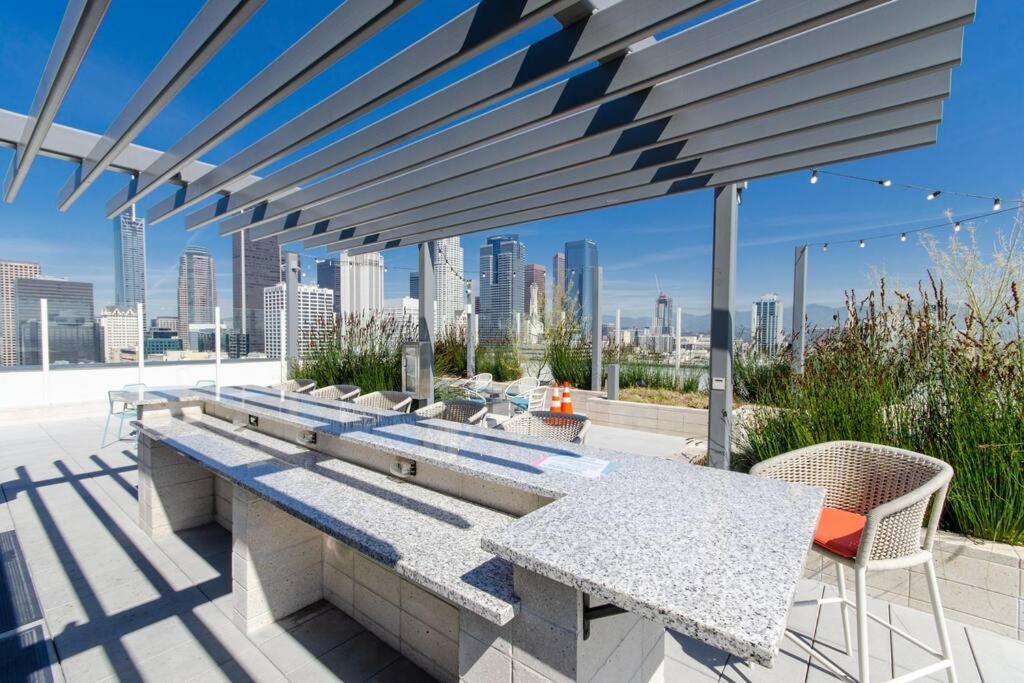 Apartment Skyline Views 3bed Apt La Live Convntion Centr 11110 *