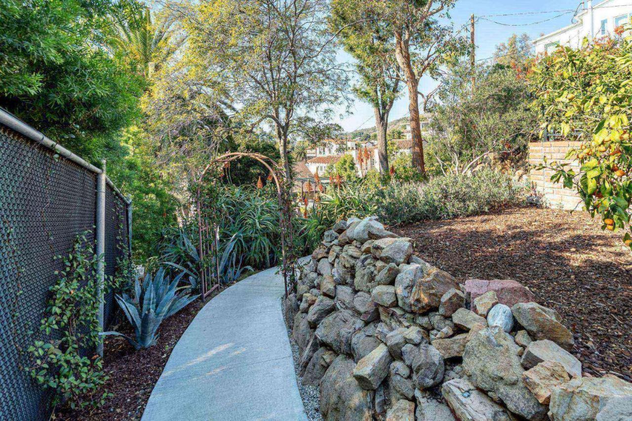 Hollywood Hideaway Holiday home *