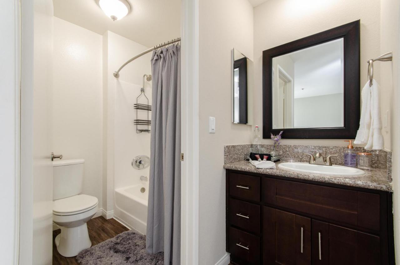 Apartment Sunset Strip 2 Bedroom 2 Bathroom With Pool & Views Los Angeles
