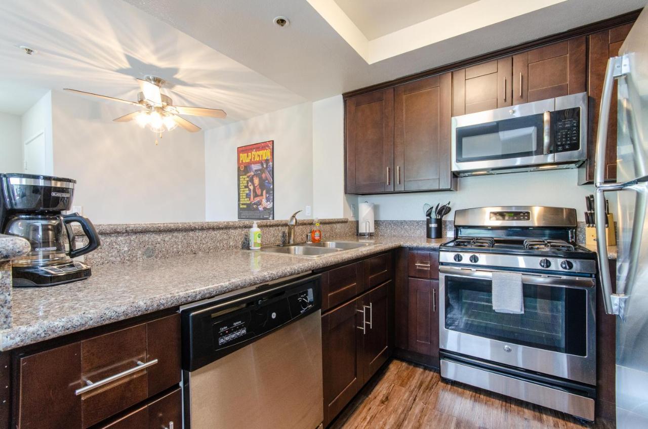 Apartment Sunset Strip 2 Bedroom 2 Bathroom With Pool & Views *