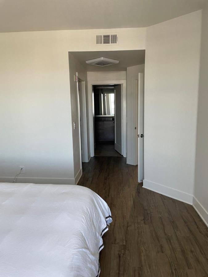Marina: Modern Gated With Dual Master Los Angeles