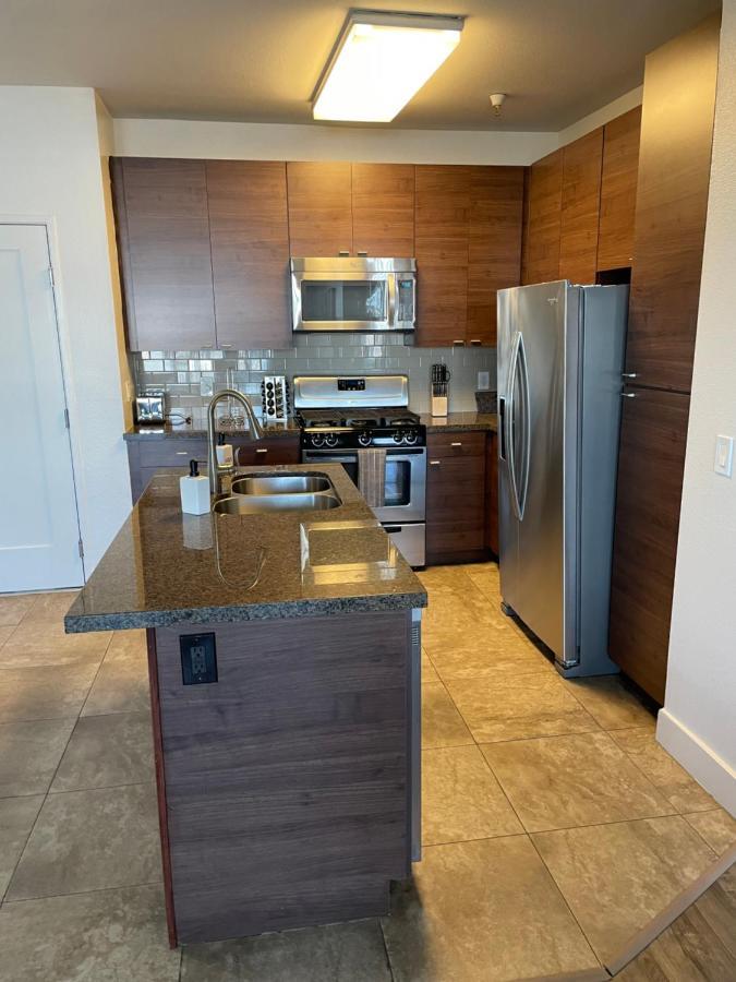 Marina: Modern Gated With Dual Master