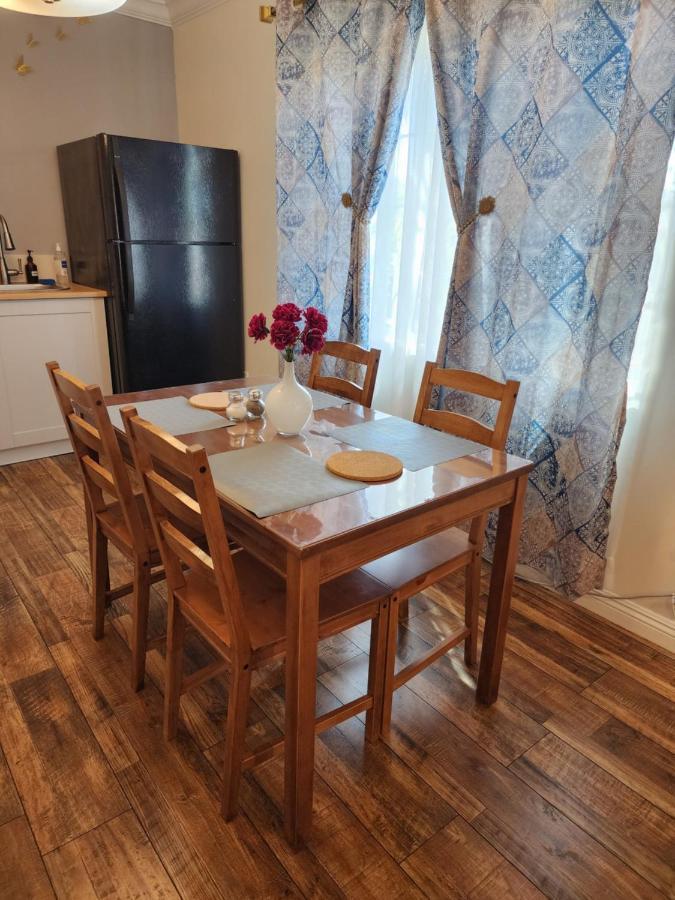 Large 1-bedroom With Kitchen In Encino * Los Angeles