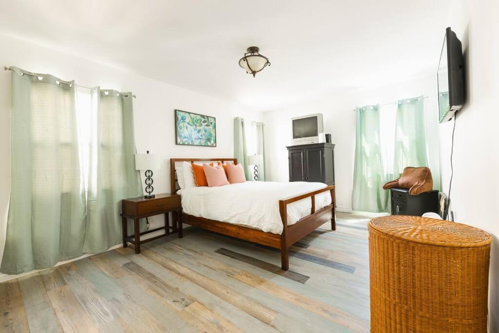 Apartment Charming La 2 Bedroom For Your Away From Los Angeles