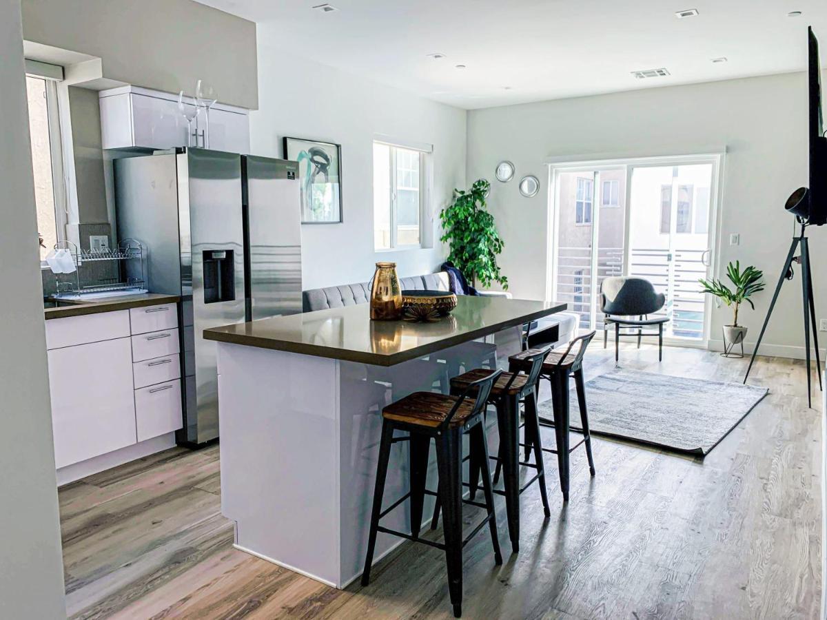 Casa de férias Spacious Townhouse In Mid City - Cr4-win