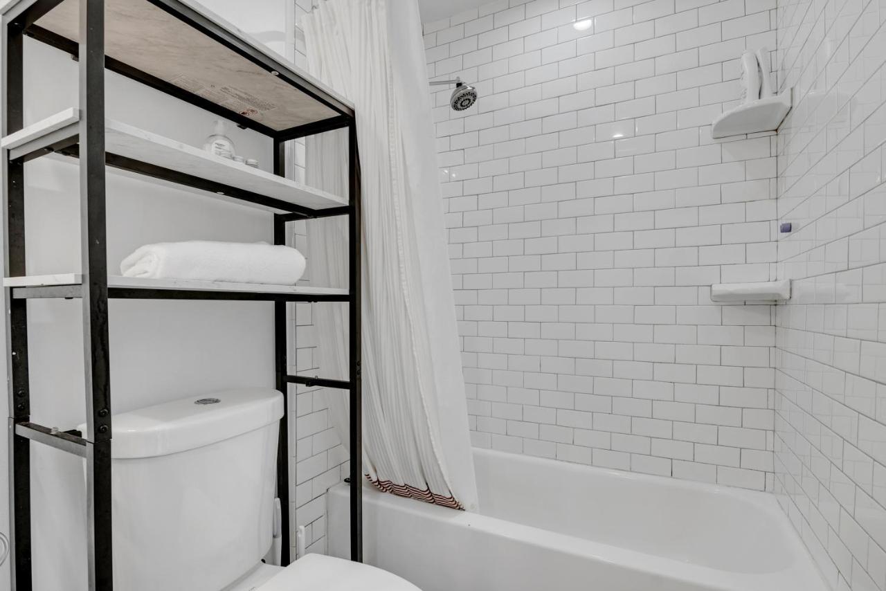 Modern House Central Location Apartment *