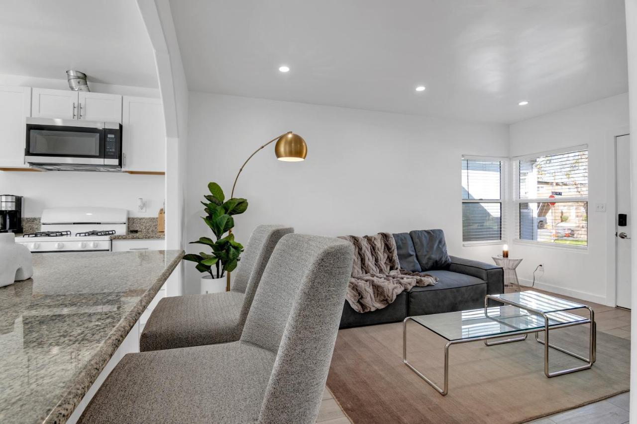 Modern House Central Location