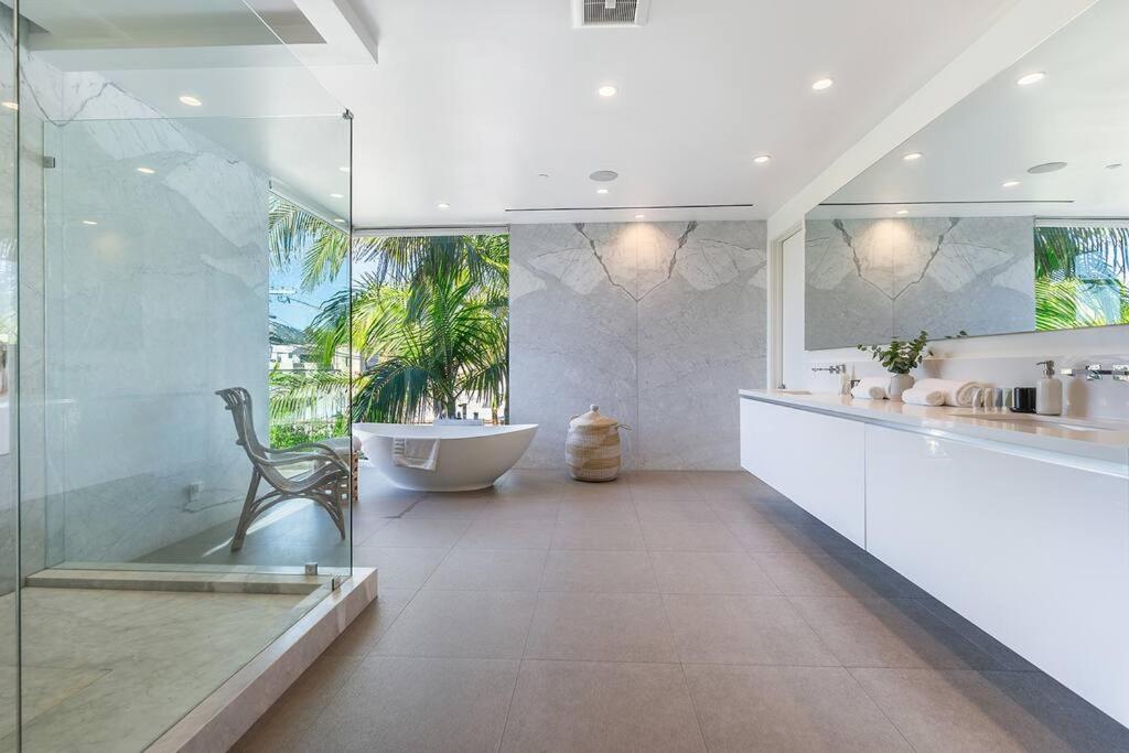 Luxury Gardner 5bdr !!! Los Angeles
