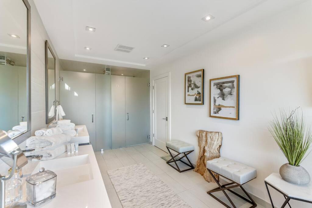 With Incredible Views Holiday home Los Angeles
