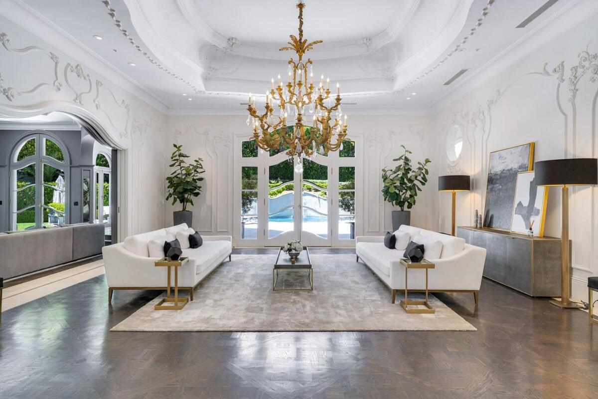 Chateau De Laurel Holiday home Los Angeles