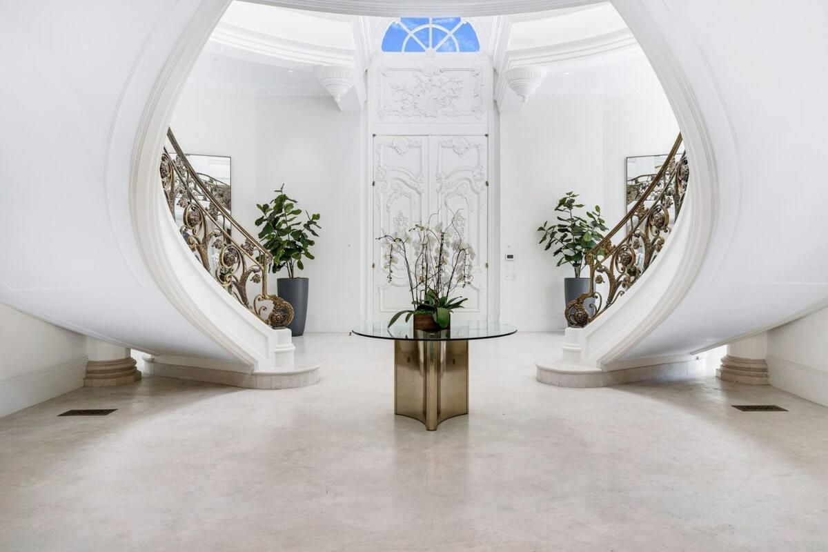 Chateau De Laurel Holiday home