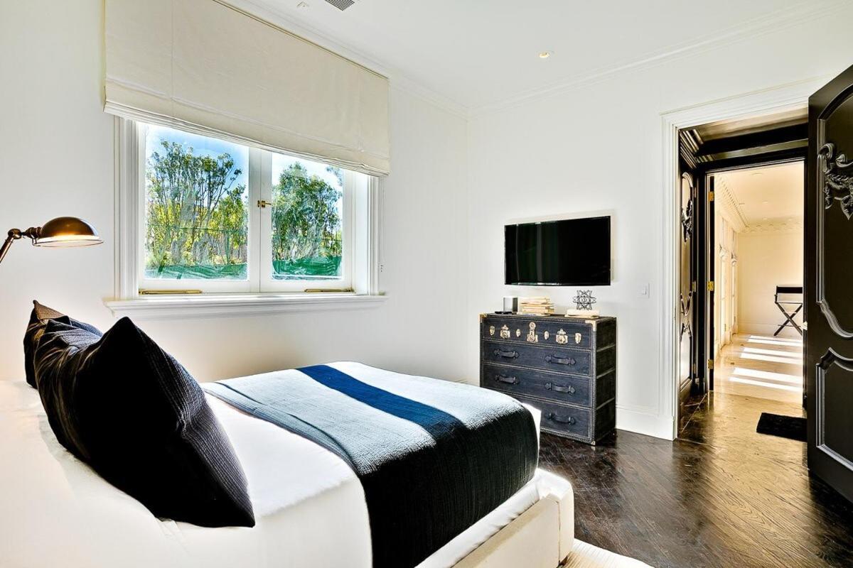Chateau De Laurel Holiday home Los Angeles