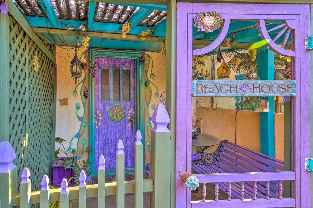 Flower Garden With Treehouse And Pond! Holiday home Los Angeles