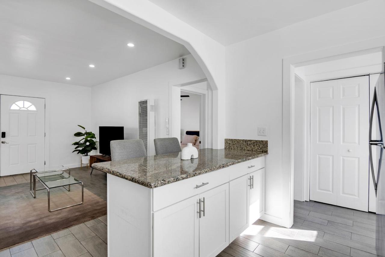 Modern House Central Location Apartment Los Angeles