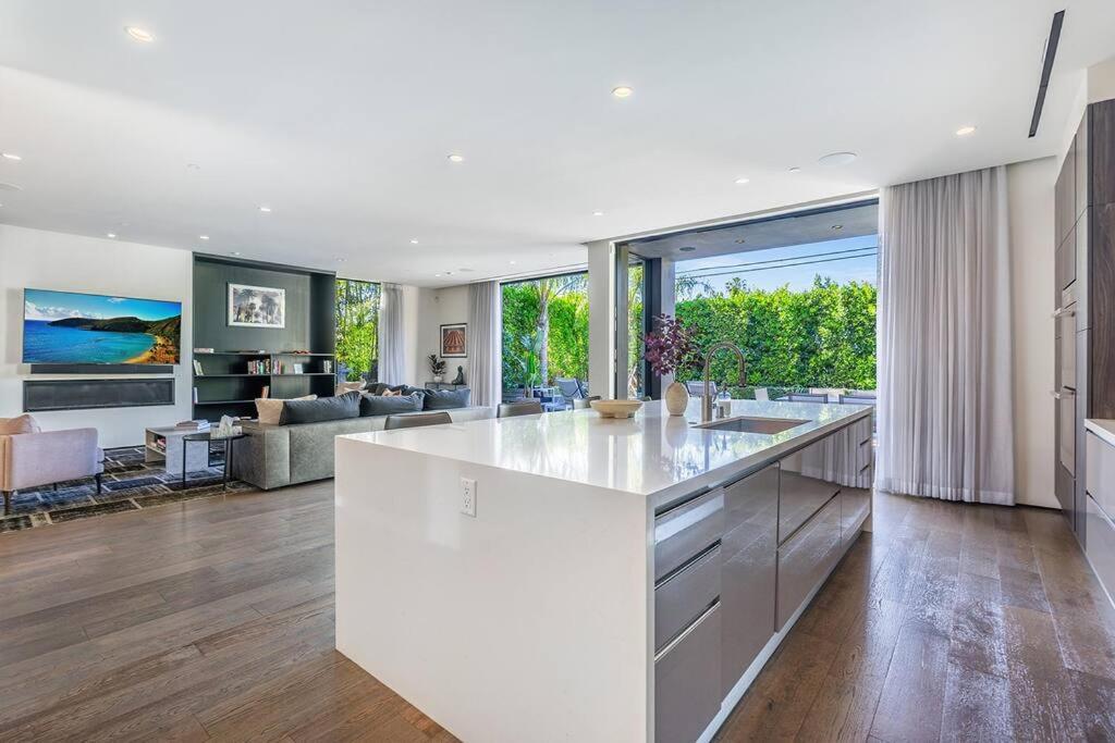 Luxury Gardner 5bdr !!! * Los Angeles