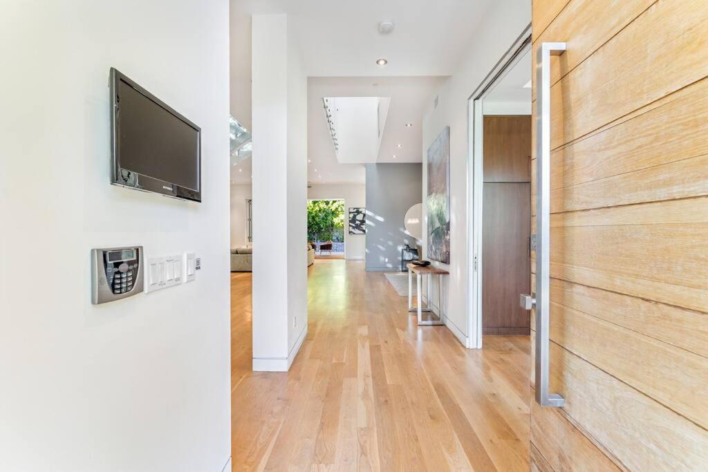 Luxury 5 Bedroom C!!!! Los Angeles