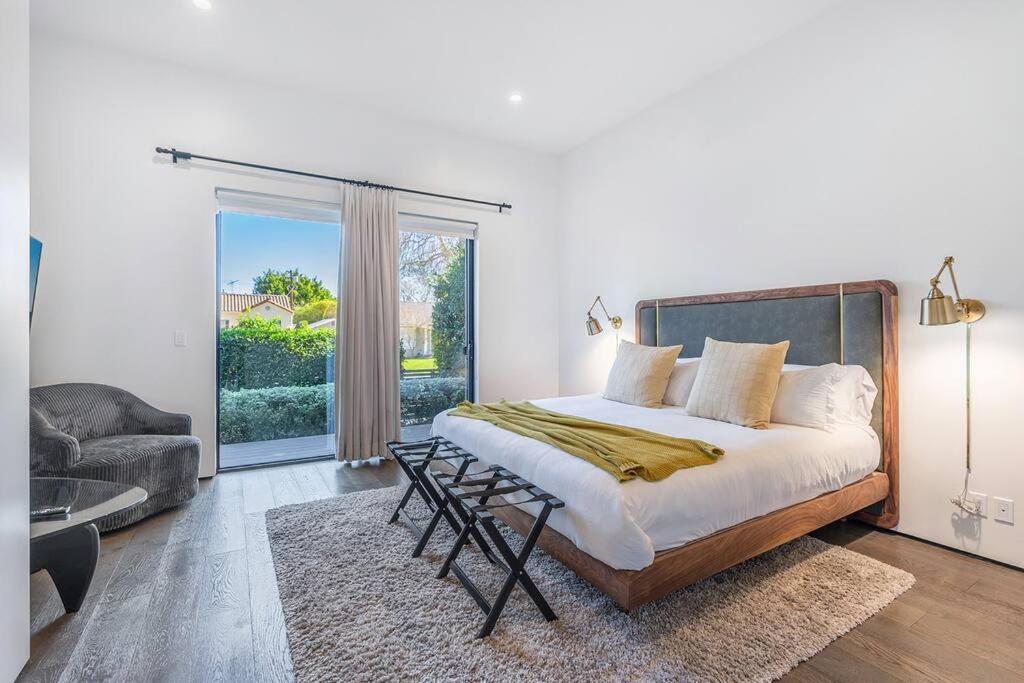 Villa Luxury Gardner 5bdr !!! *