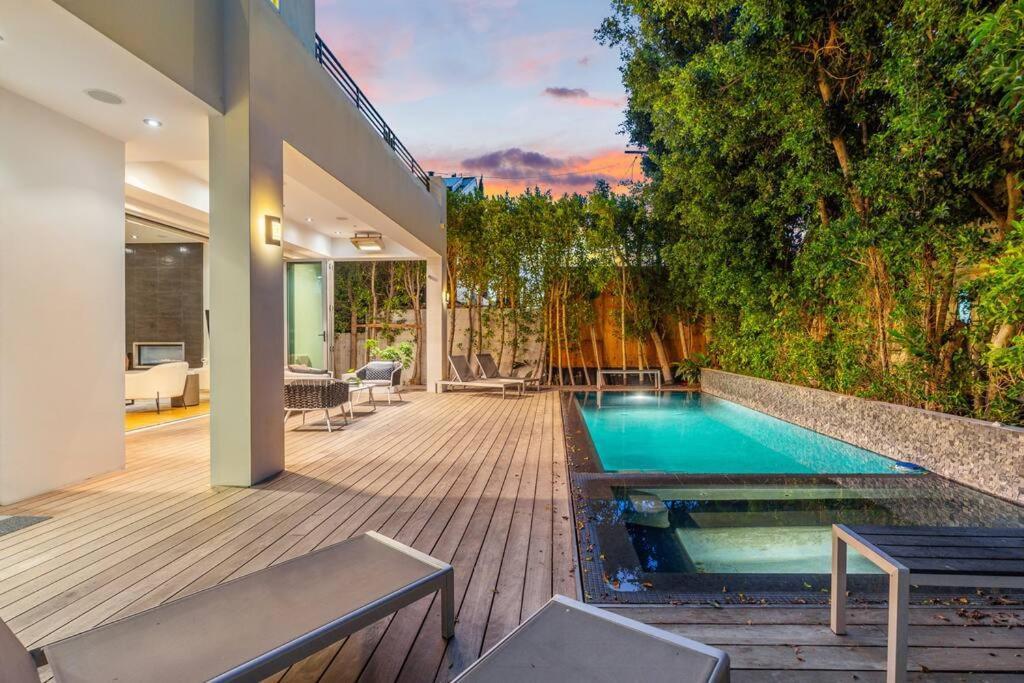 Villa Luxury 5 Bedroom C!!!! Los Angeles