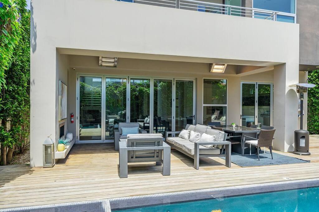 Beverly Grove D Villa *
