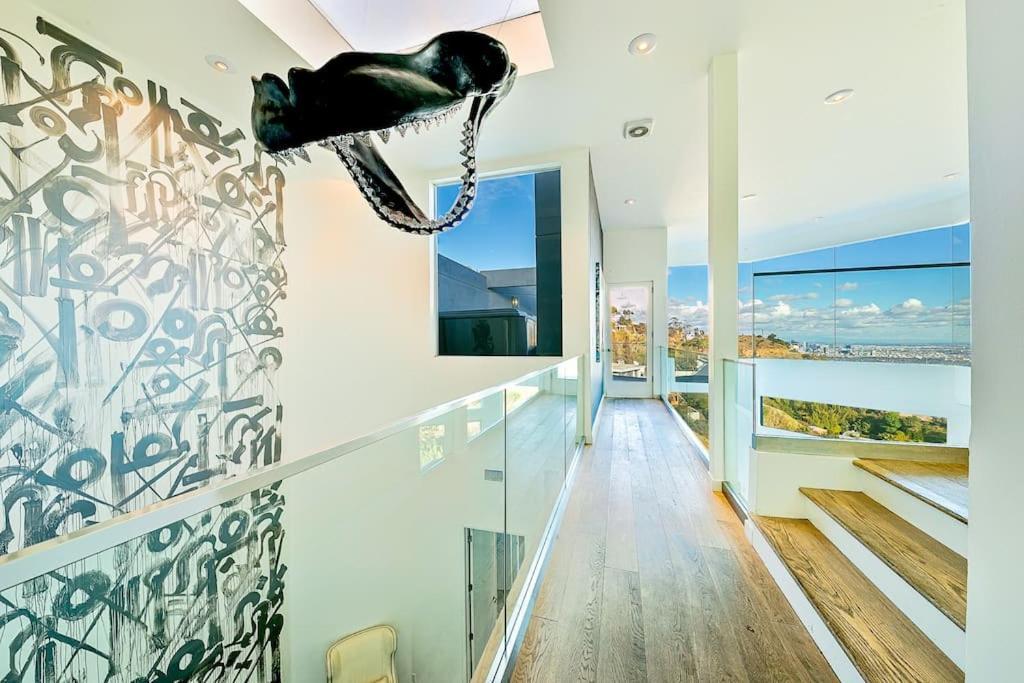 Villa Hollywood Hills Modern Sanctuary-jaw Dropping View *