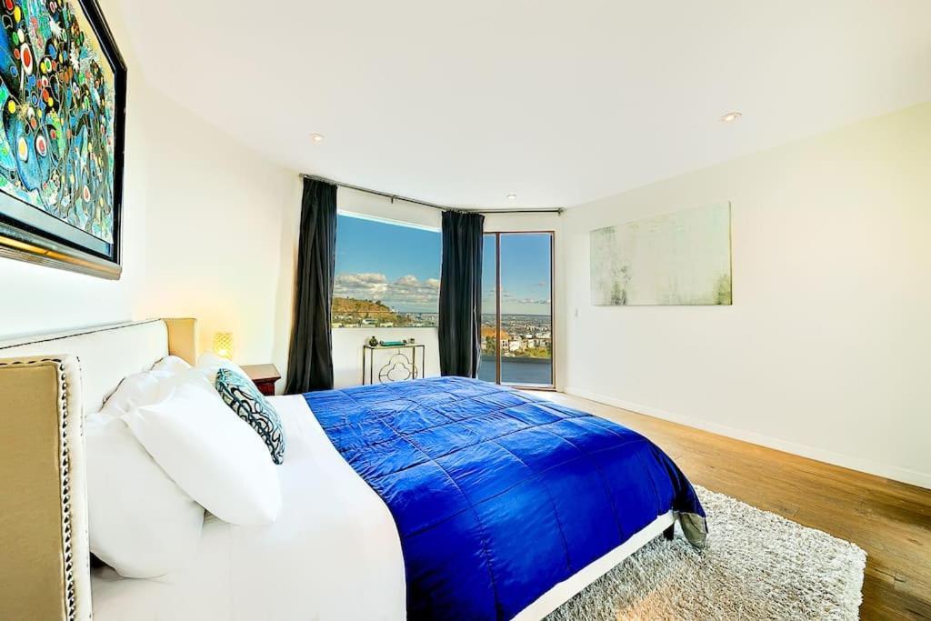 Hollywood Hills Modern Sanctuary-jaw Dropping View Villa Los Angeles