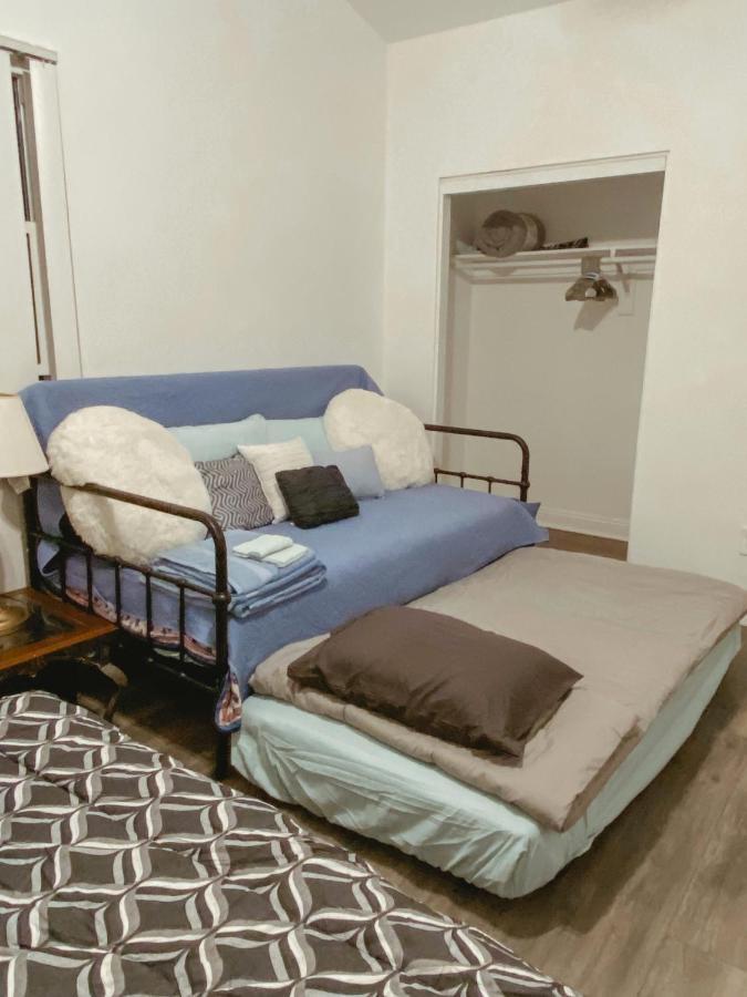 Private Long Term Bedrooms Near Usc & Sofi In Duplex Homestay