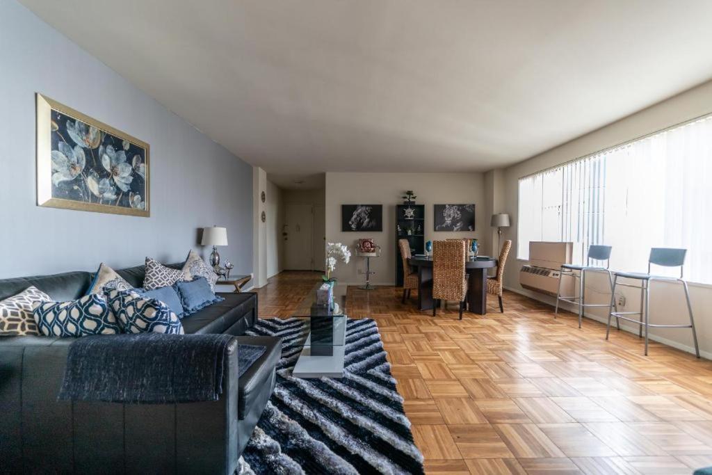 Spacious Charming With Great Views Near The Grove Los Angeles