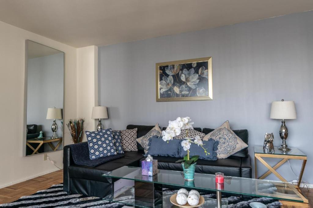 Spacious Charming With Great Views Near The Grove Los Angeles