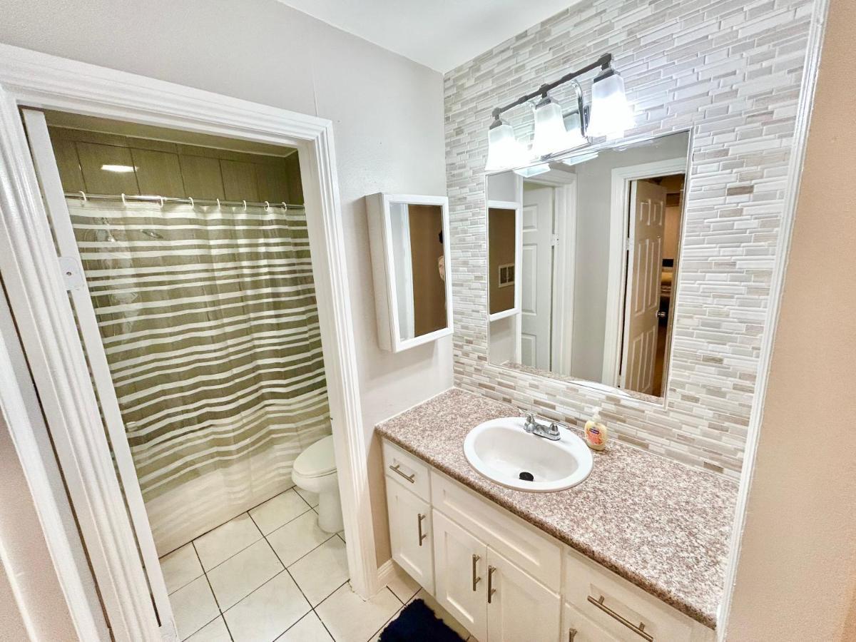 Big Stylish La Near Dtla Apartment Los Angeles