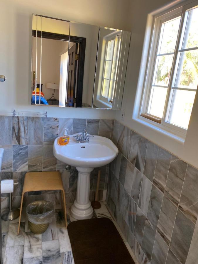 Entire Second Flr - Santa Monica Luxury Holiday home *