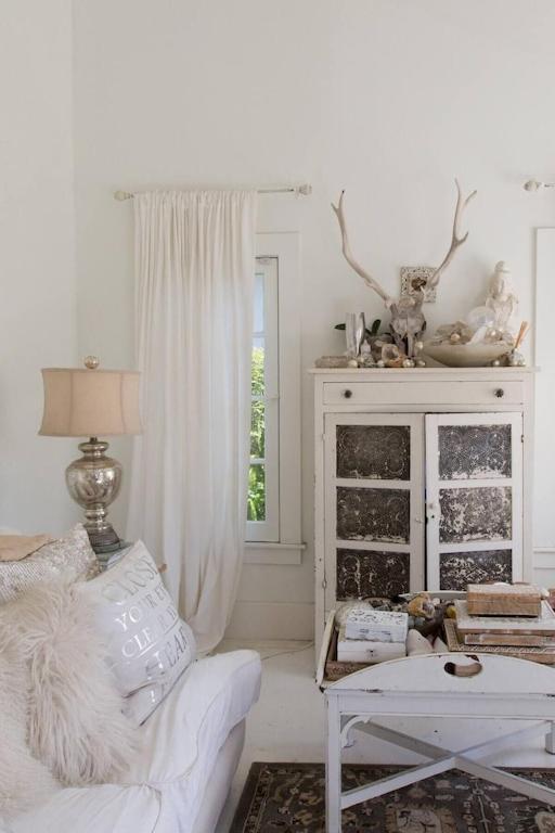 Elegant White Cottage, Venice Beach, California * Los Angeles