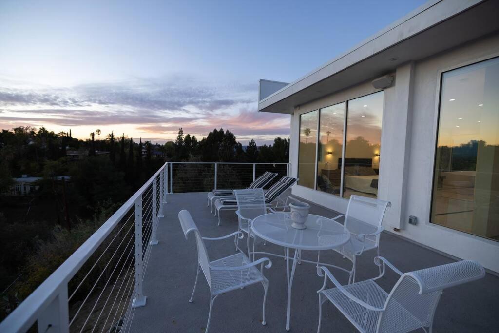Beautiful Brand New Mansion Estate *