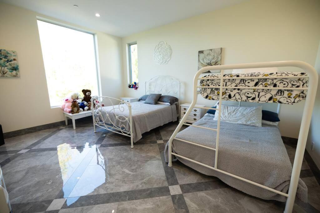 Holiday home Beautiful Brand New Mansion Estate Los Angeles