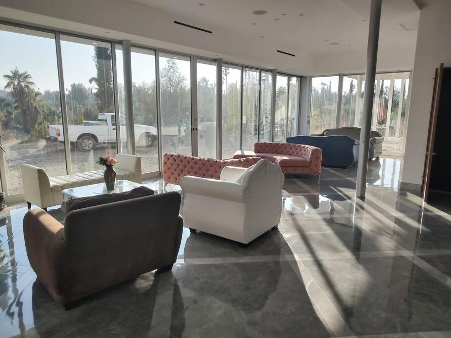 Holiday home Beautiful Brand New Mansion Estate *