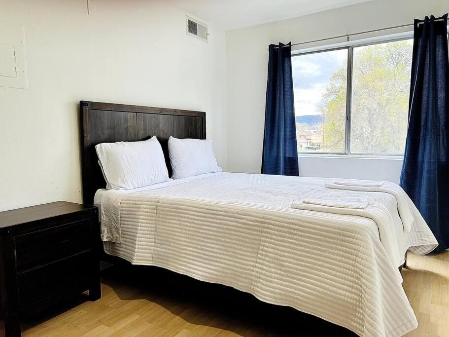 Apartment Spacious 2 Master Bedroom In Canoga Park *