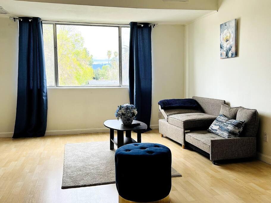 Apartment Spacious 2 Master Bedroom In Canoga Park Los Angeles