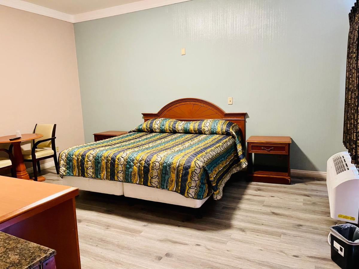 Motel Paradise *