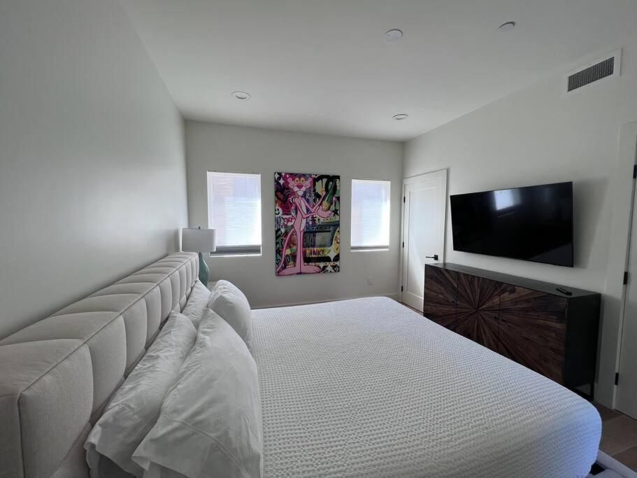 Gorgeous Private And Gated In Silver With Pool & Views Pousada *