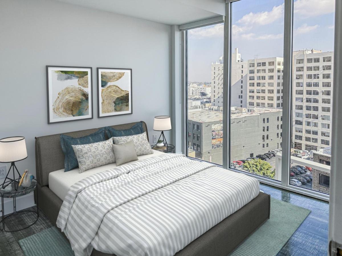 Downtown Luxury *