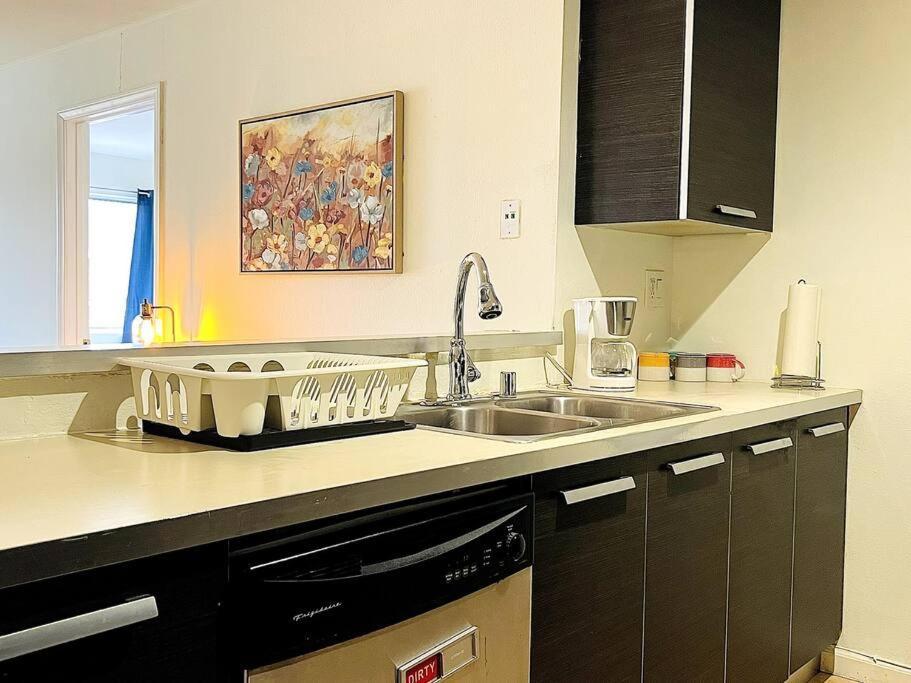 Apartment Spacious 2 Master Bedroom In Canoga Park *