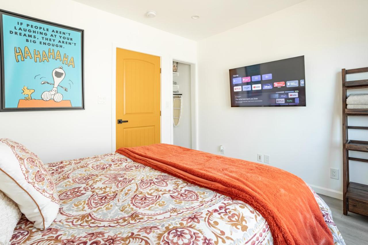 Newly Renovated Bungalow W Free Parking 4min From Sofi, 8min From Airport Villa