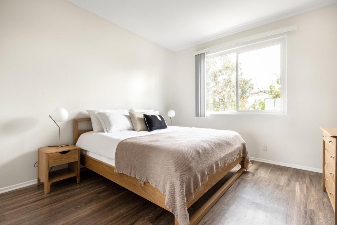 Apartment Beverly Hills 1br Pool Nr Rodeo Drive Lax-366 Los Angeles