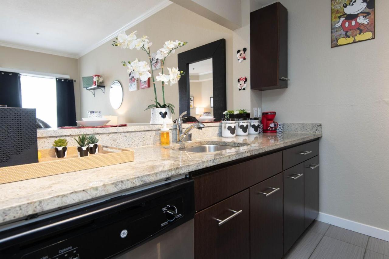 Gucci Mickey And Maxico Lofts Free Parking And Wifi