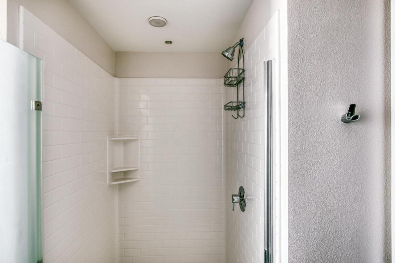 Hollywood 1br W Pool Gym Nr Santa Monica Blvd Lax-905 Los Angeles