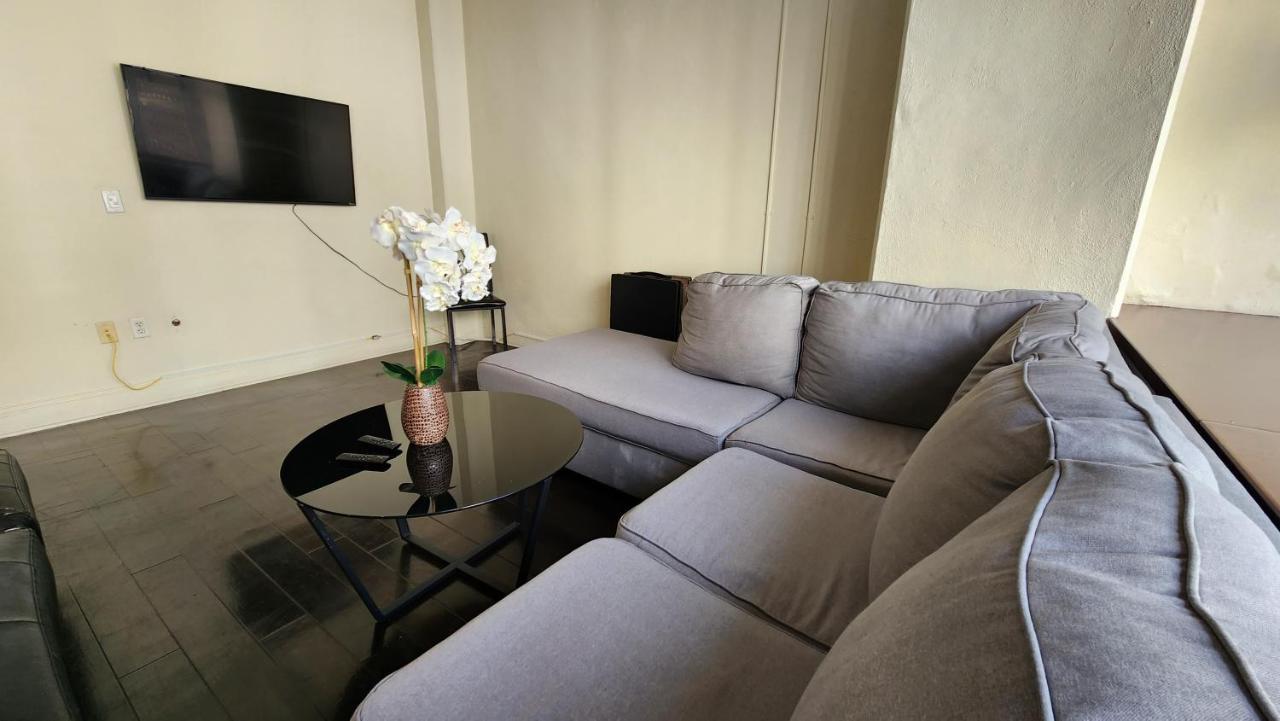 Apartment Luxury Downtown La 2bdr *