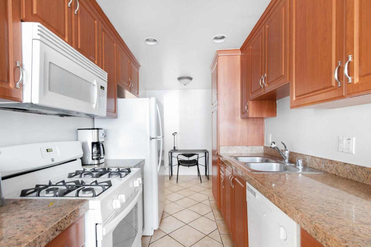 Apartment Beverly Hills 1br Nr Century The Grove Lax-369 *