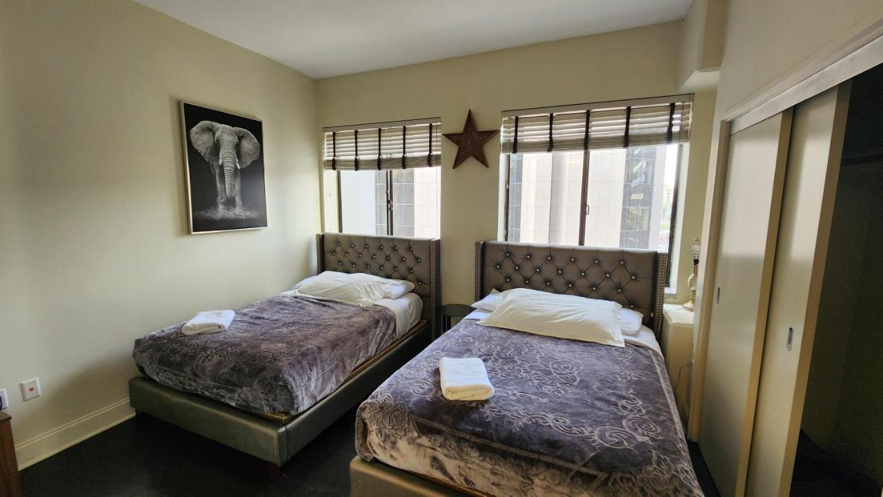 Luxury Downtown La 2bdr Apartment